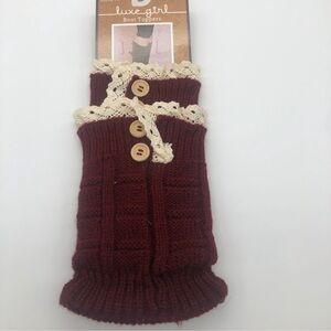 NIP Luxe Girl Boot Toppers Maroon Knit, Cream Lace & Wooden Buttons Sz 9-11